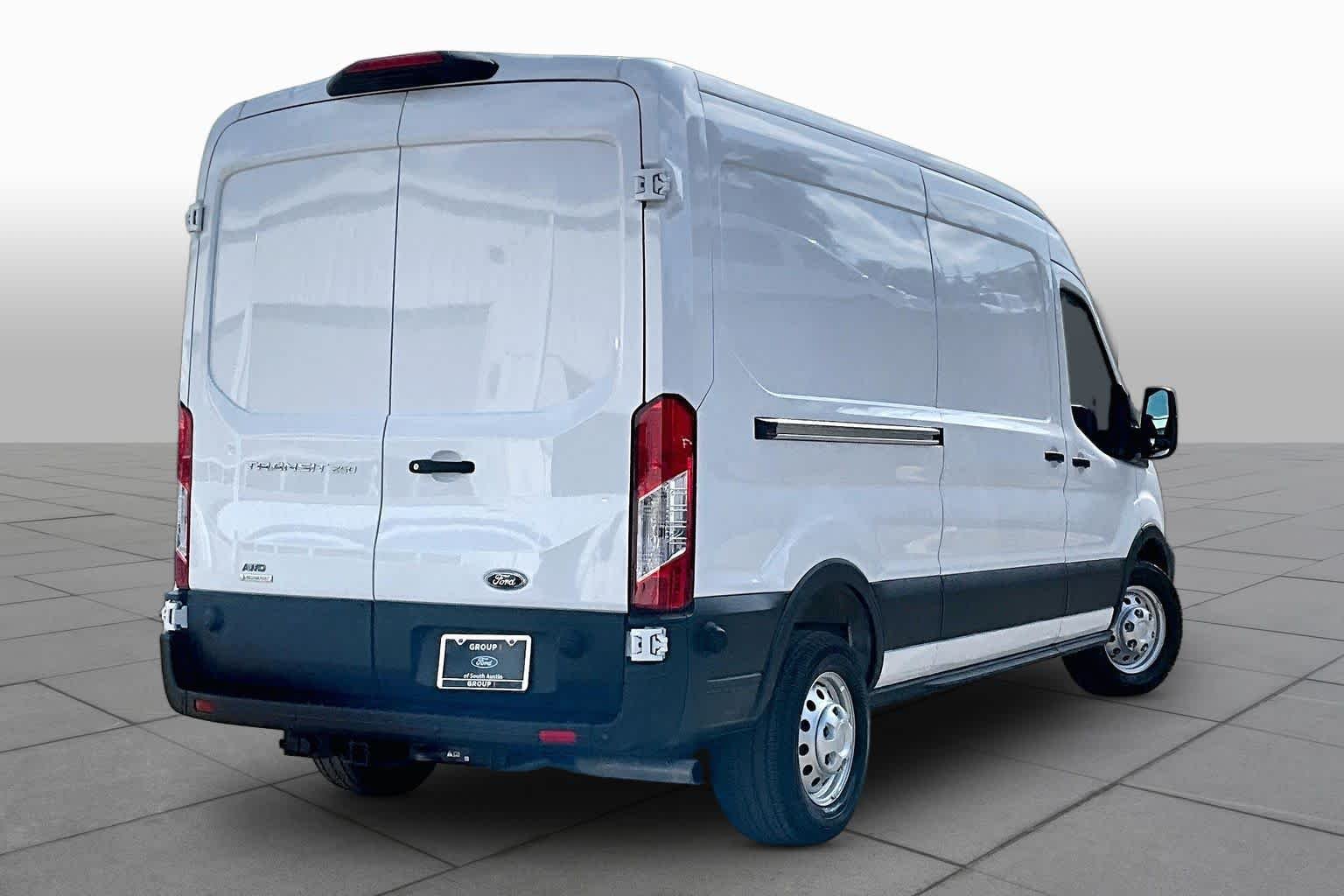Used 2025 Oxford White Ford  image 7