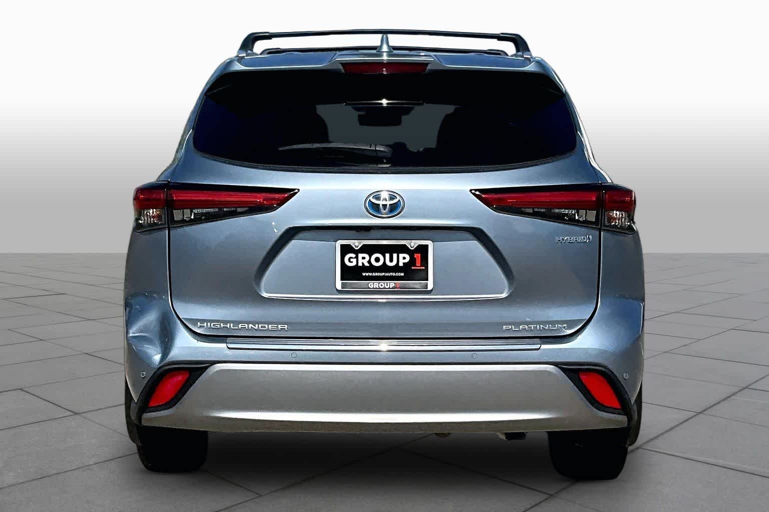 Used 2021 Moon Dust Toyota Hybrid Platinum image 5