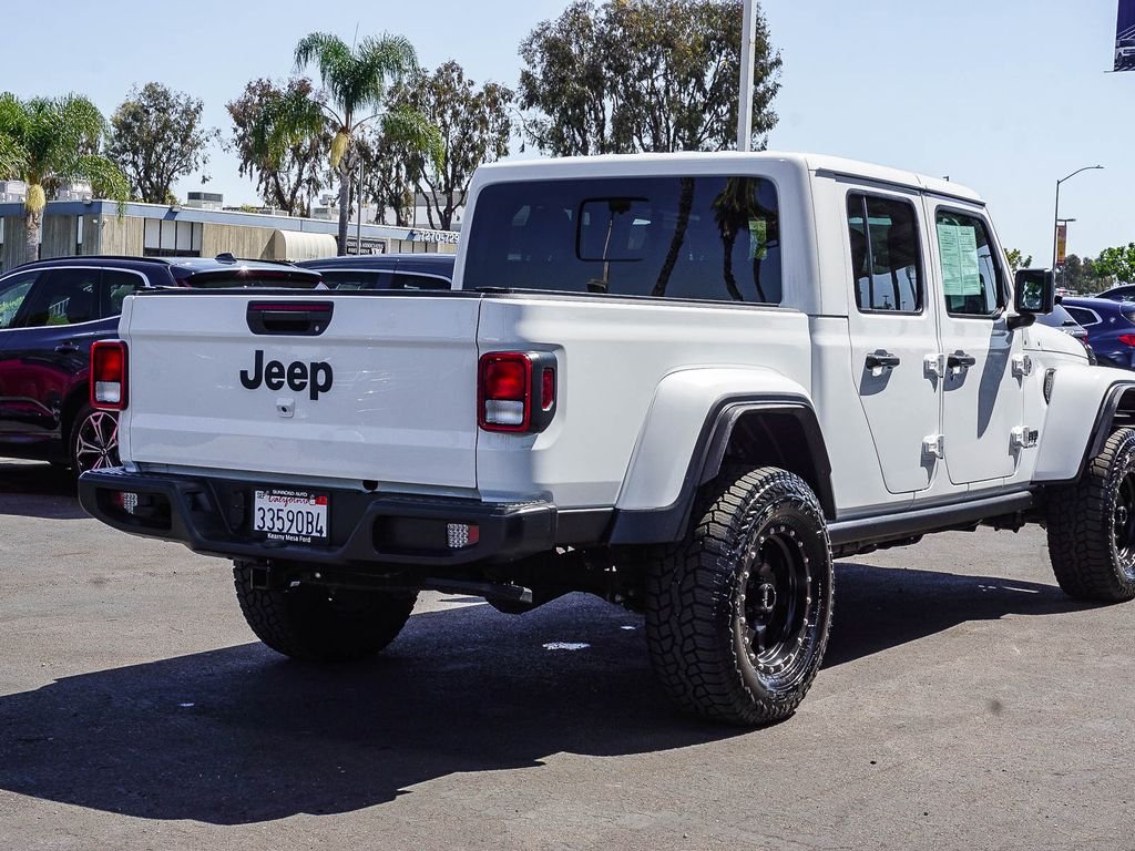 Used 2024 White Jeep Sport image 7