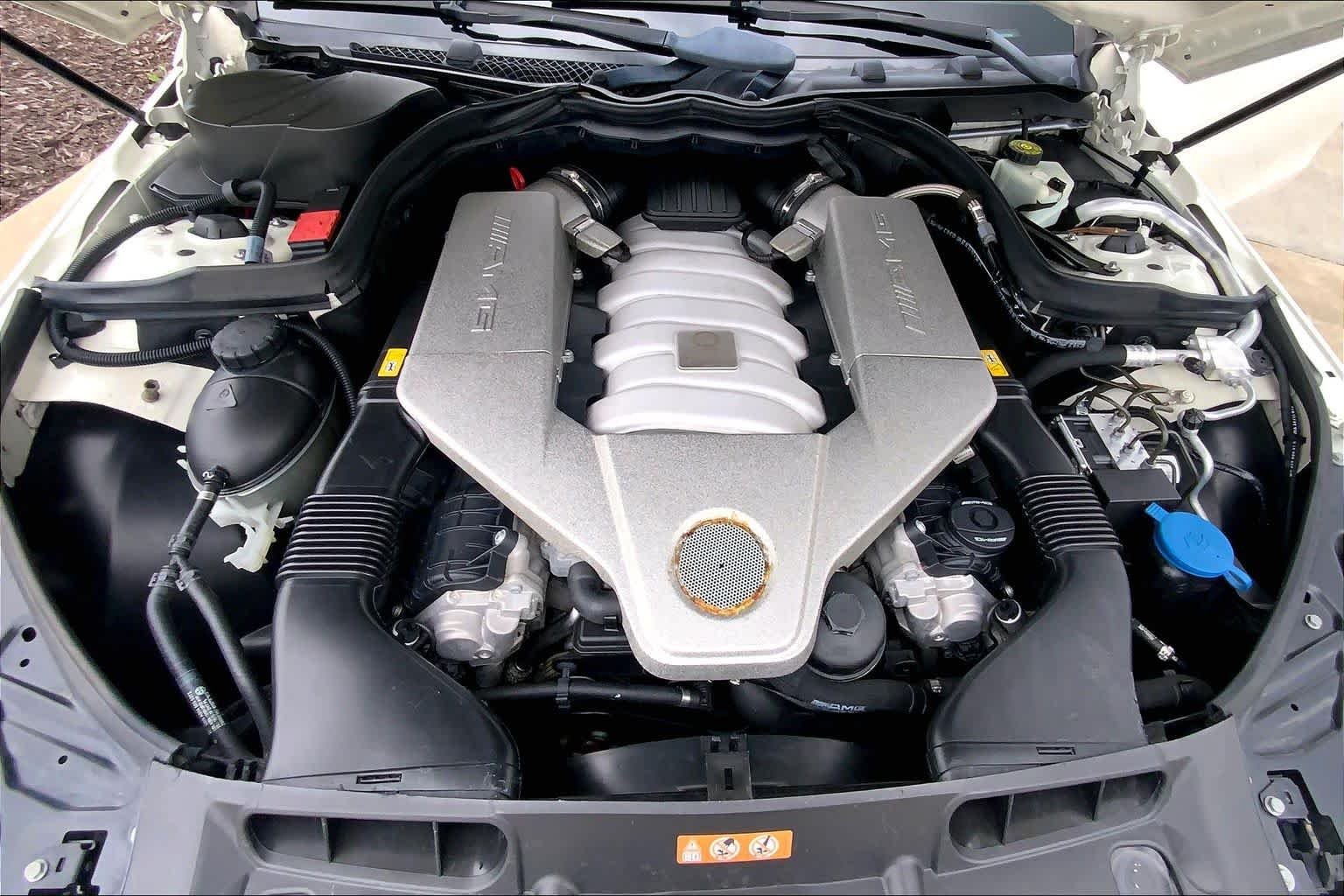 Used 2012 Arctic White Mercedes-Benz C 63 AMG® image 29