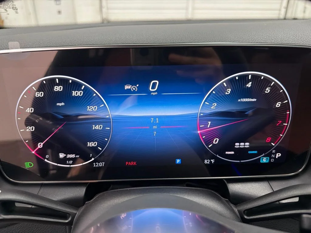 New 2027 Black Mercedes-Benz GLC 300 image 15