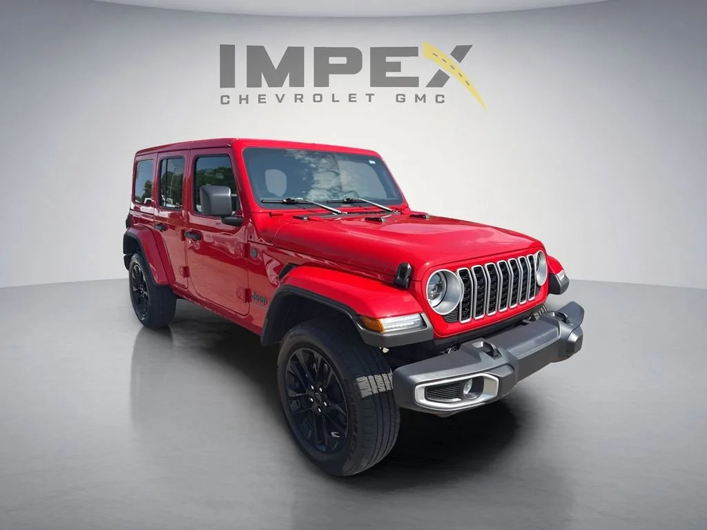 Used 2025 Red Jeep Sahara image 7