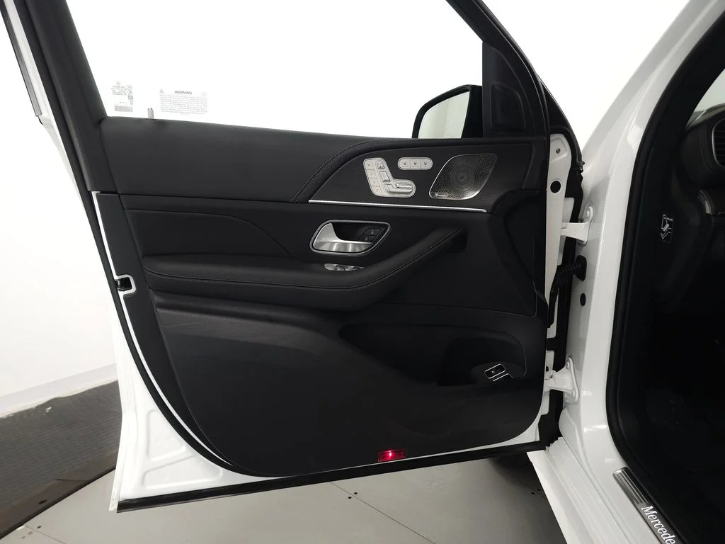 Used 2025 Polar White Mercedes-Benz GLE 450e image 5