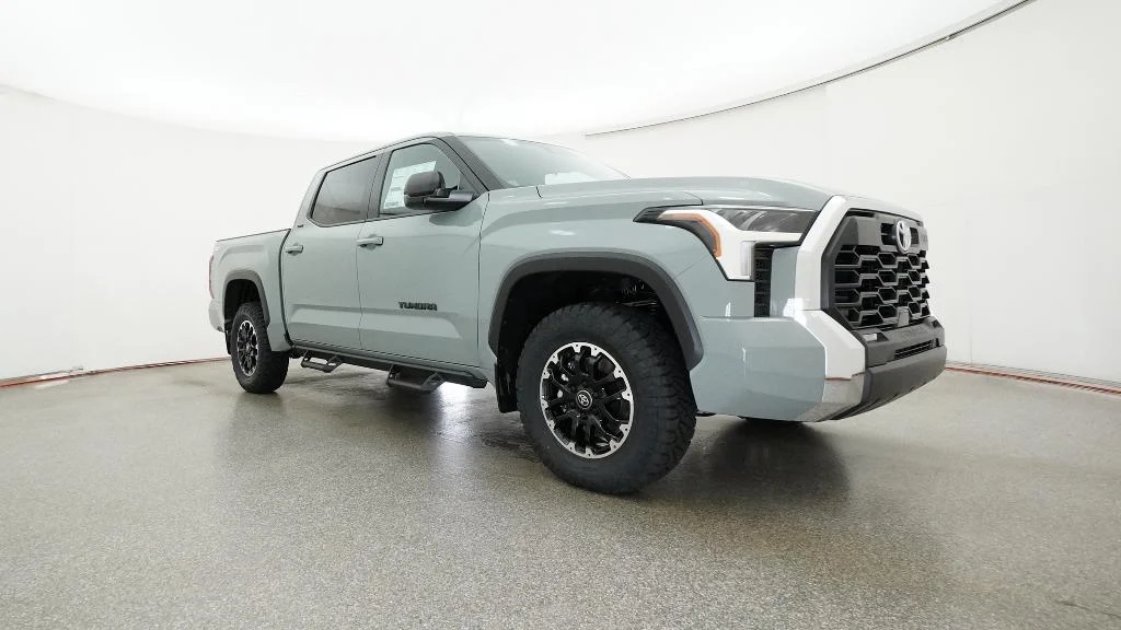 New 2026 Lunar Rock Toyota SR5 image 9
