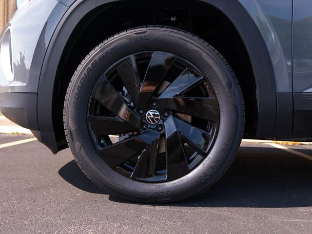 New 2026 Gray Volkswagen 2.0T SE w/Technology image 10