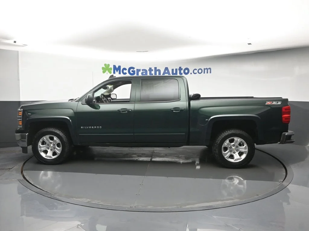 Used 2015 Green Chevrolet LT image 23