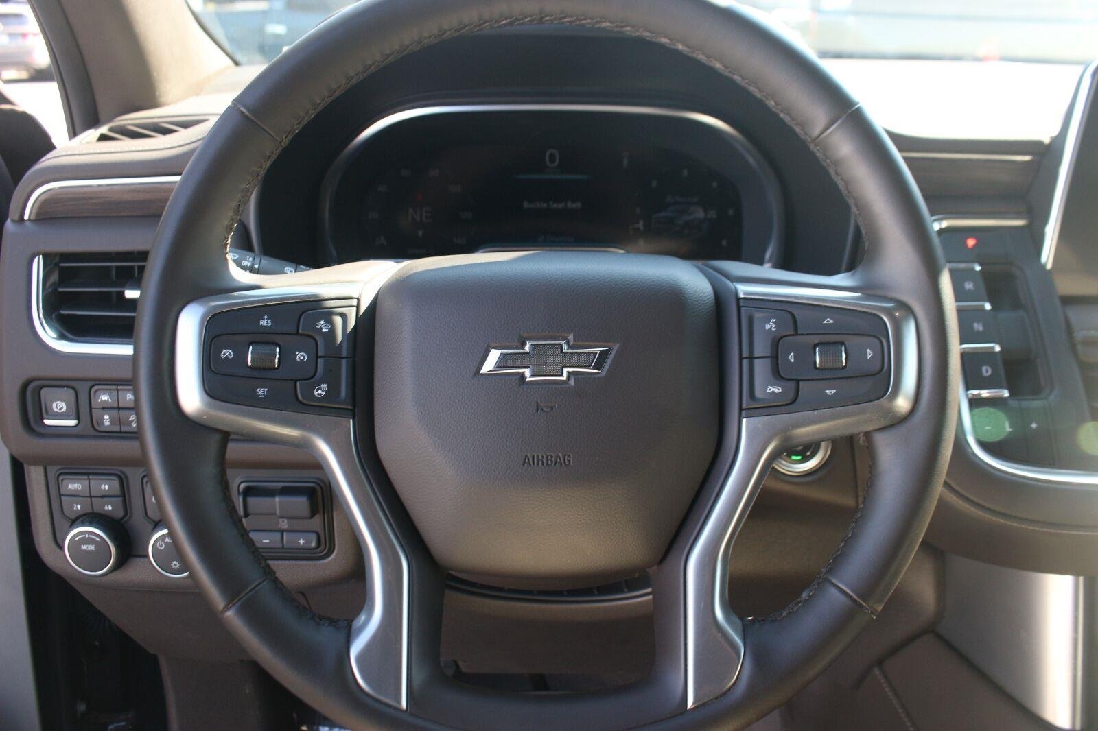 Used 2024 Black Chevrolet Z71 image 20
