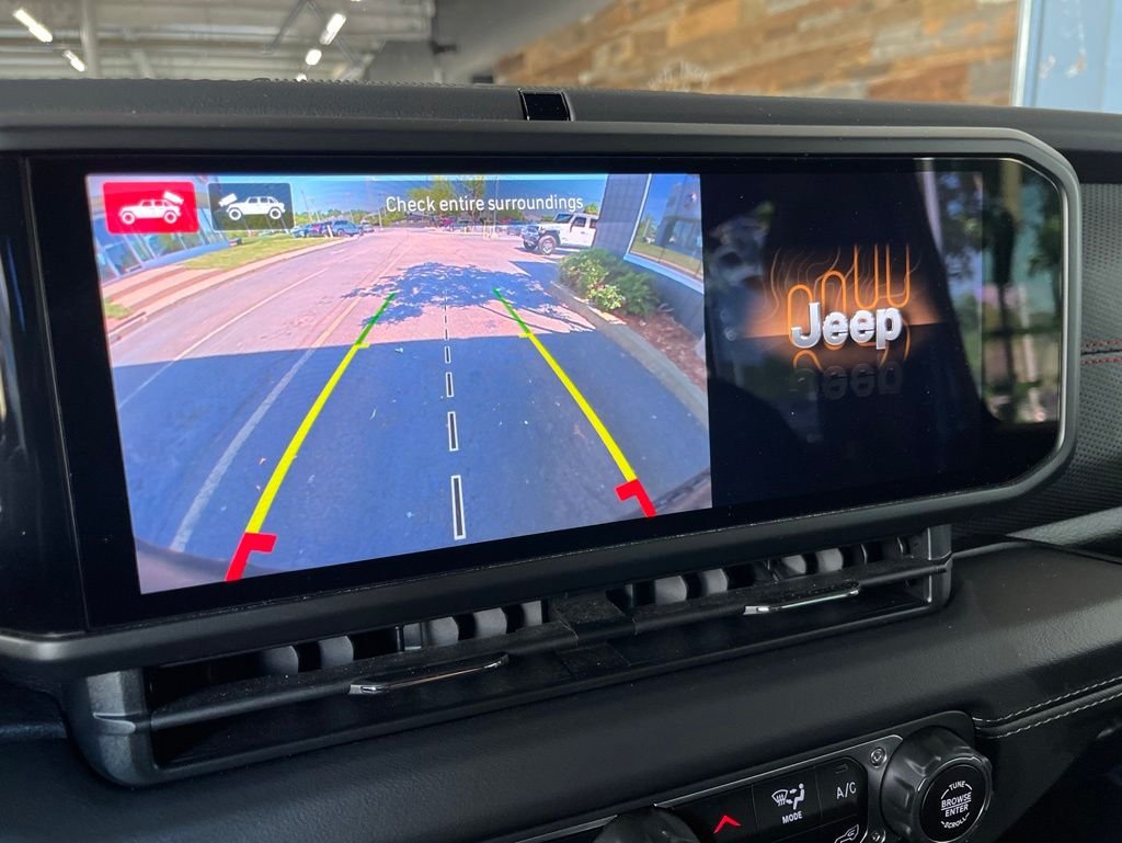 Used 2025 Blue Pearl Jeep Rubicon X image 3
