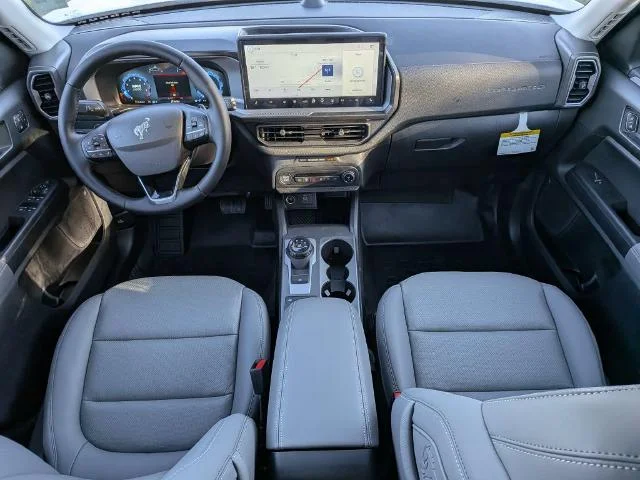 New 2026 Oxford White Ford Badlands® image 38