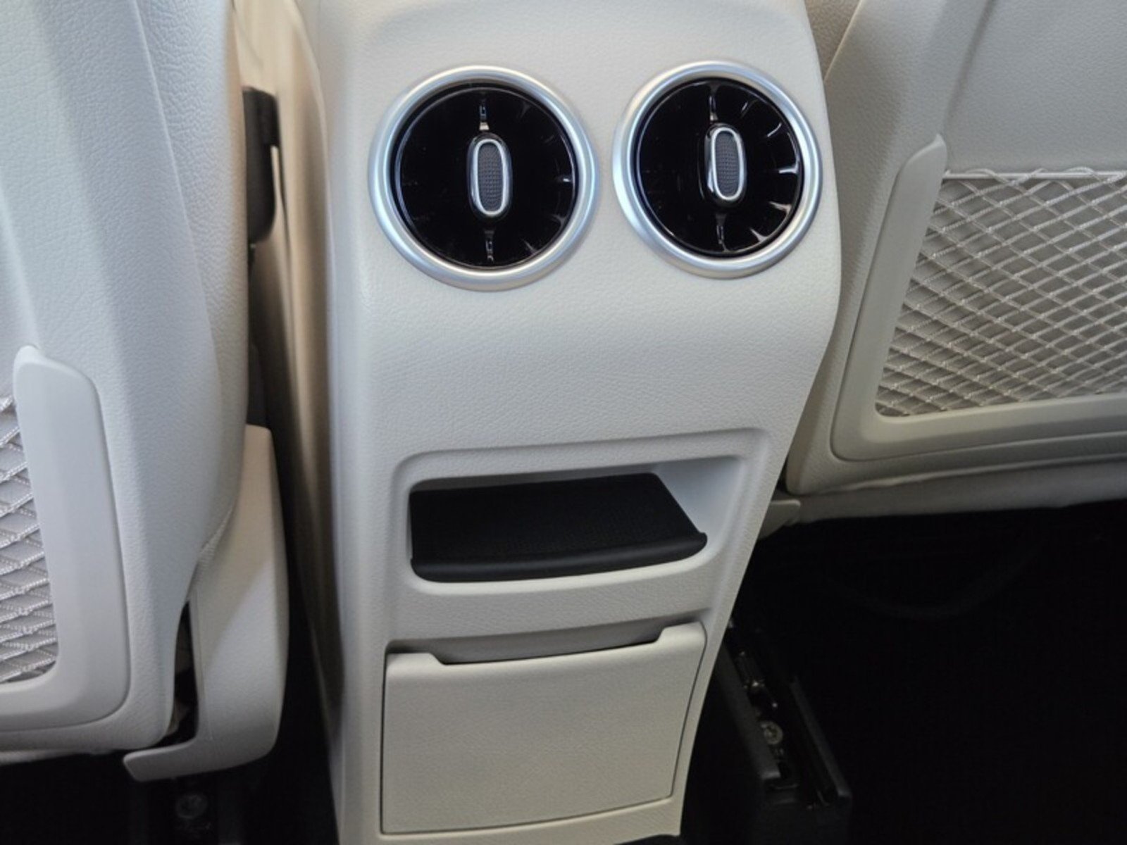 Certified Used 2026 Polar White Mercedes-Benz GLA 250 image 15