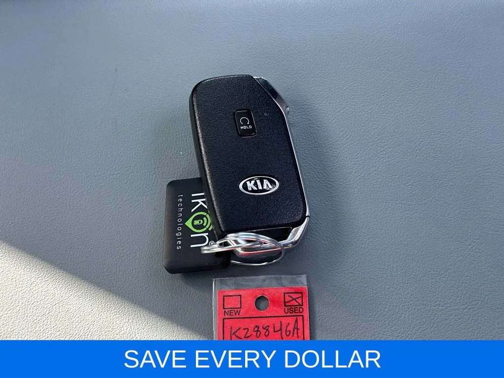 Used 2021 White Kia EX image 24