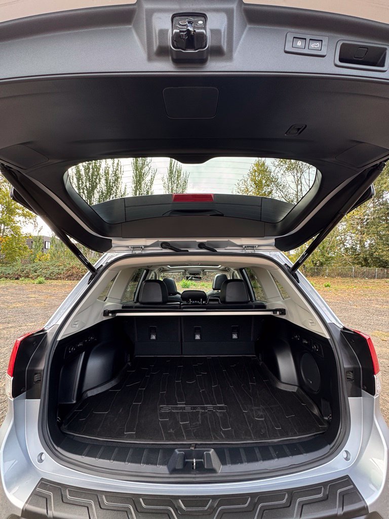 Used 2019 Ice Silver Metallic Subaru Touring image 9