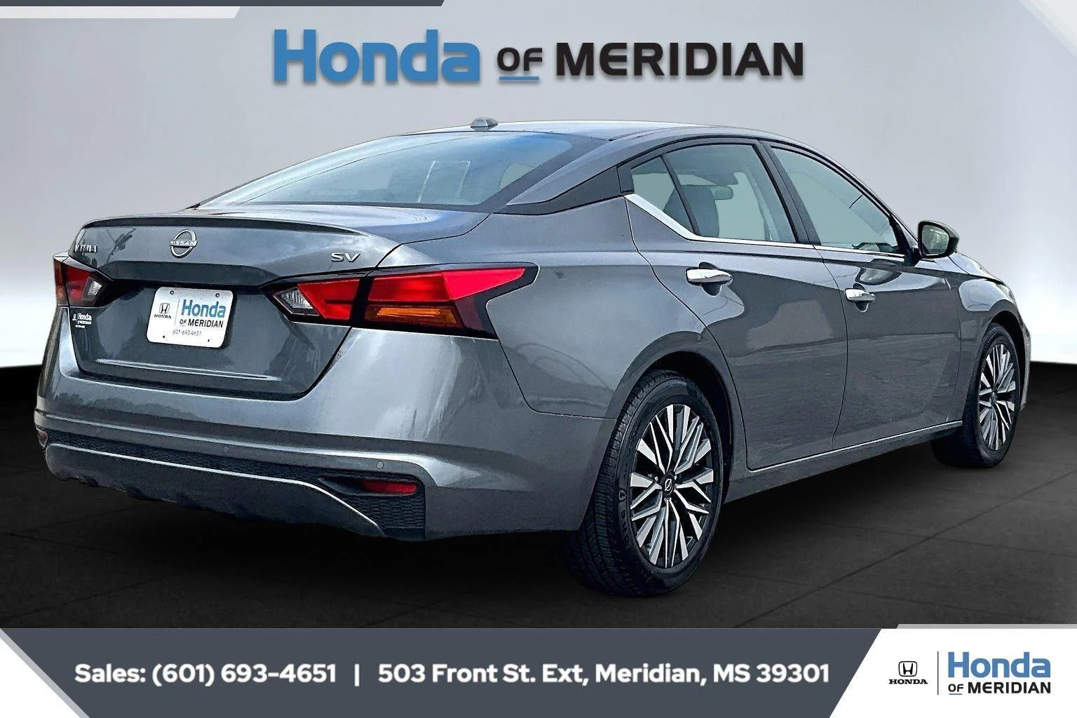Used 2024 Gun Metallic Nissan 2.5 SV image 11