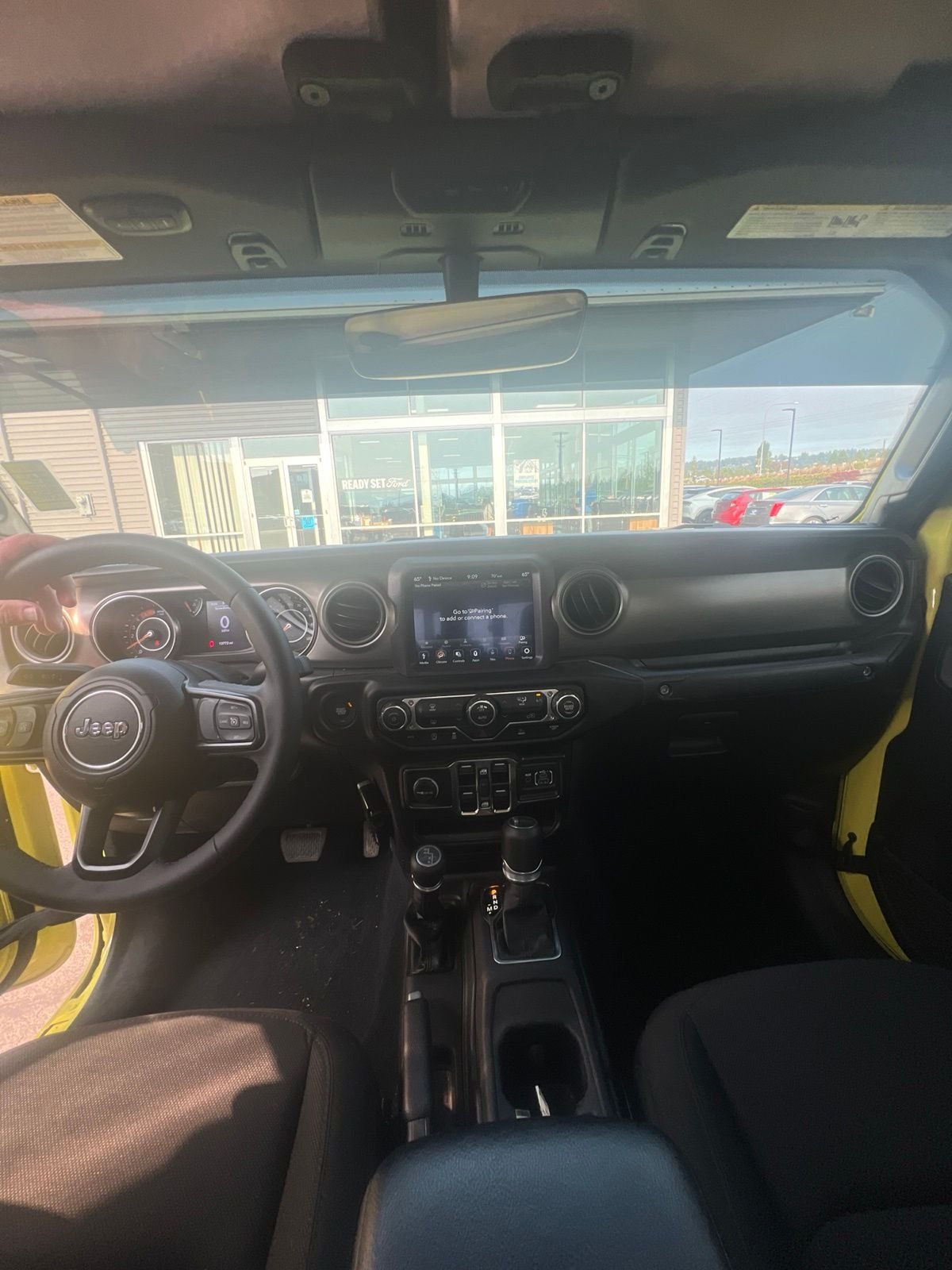 Used 2023 High Velocity Clearcoat Jeep Sport S image 9