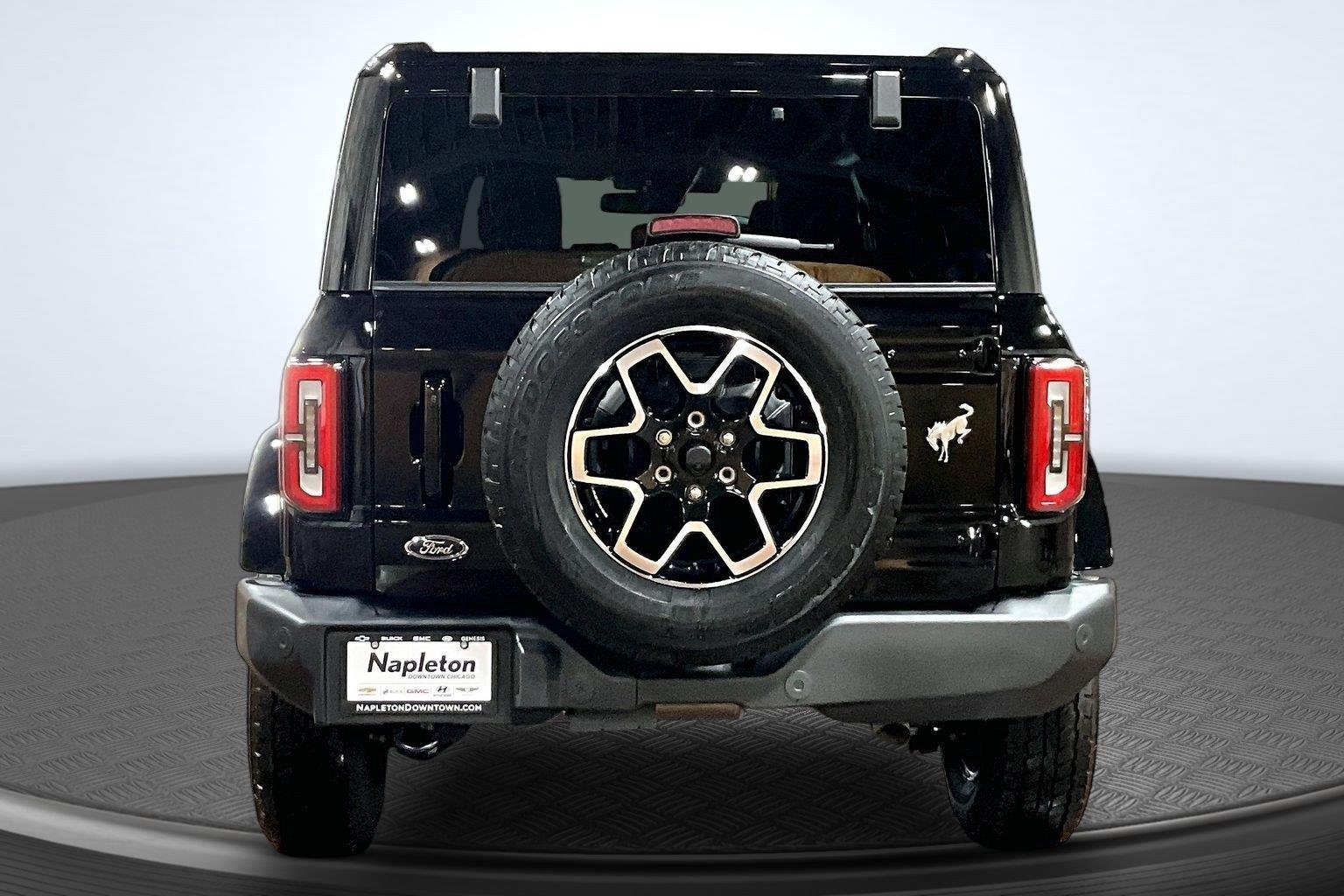 Used 2025 Shadow Black Ford Outer Banks image 4