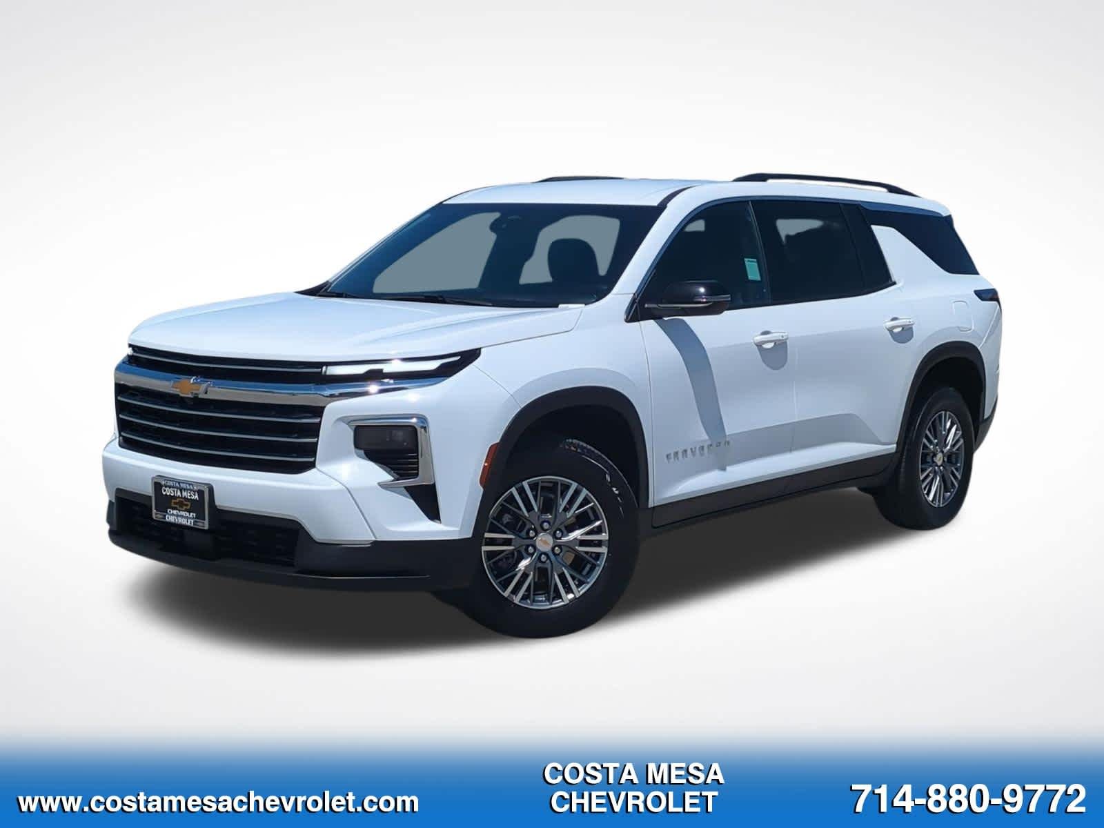 Used 2025 Summit White Chevrolet LT image 1