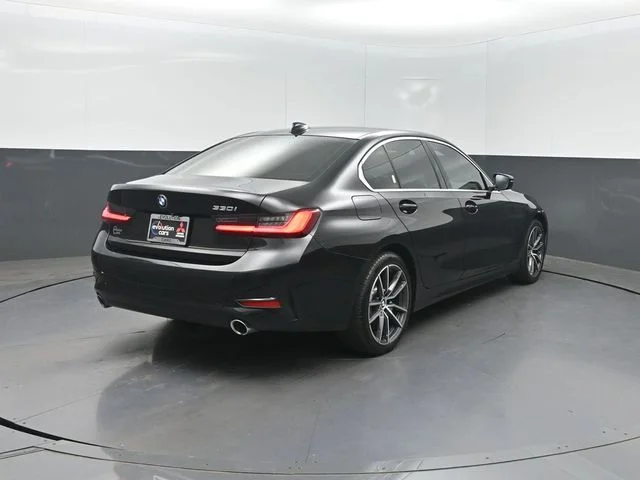 Used 2020 Black BMW 330i image 31