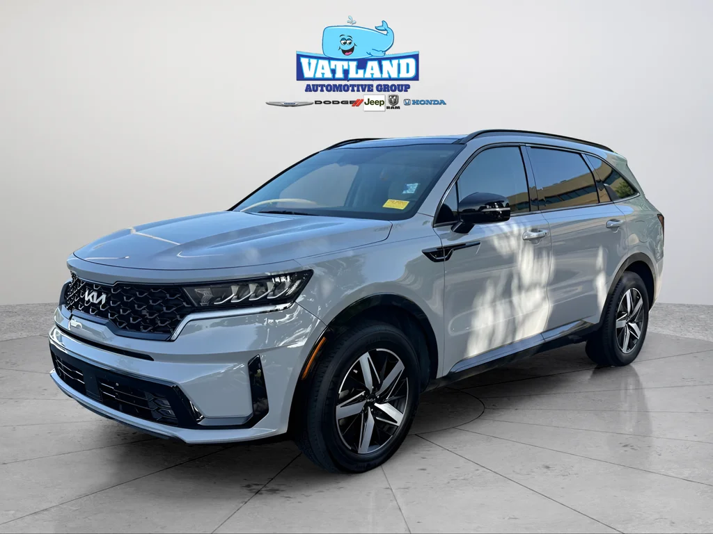 Used 2022 Gray Kia EX image 1