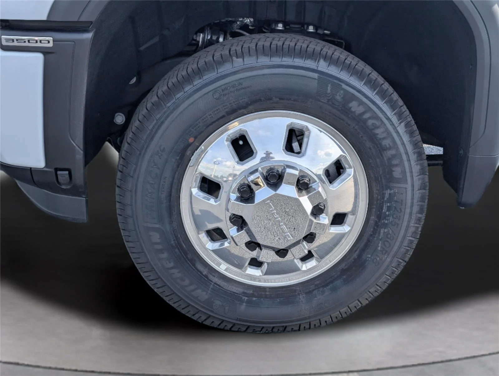 New 2026 Glacier White Tricoat GMC Denali DRW image 40