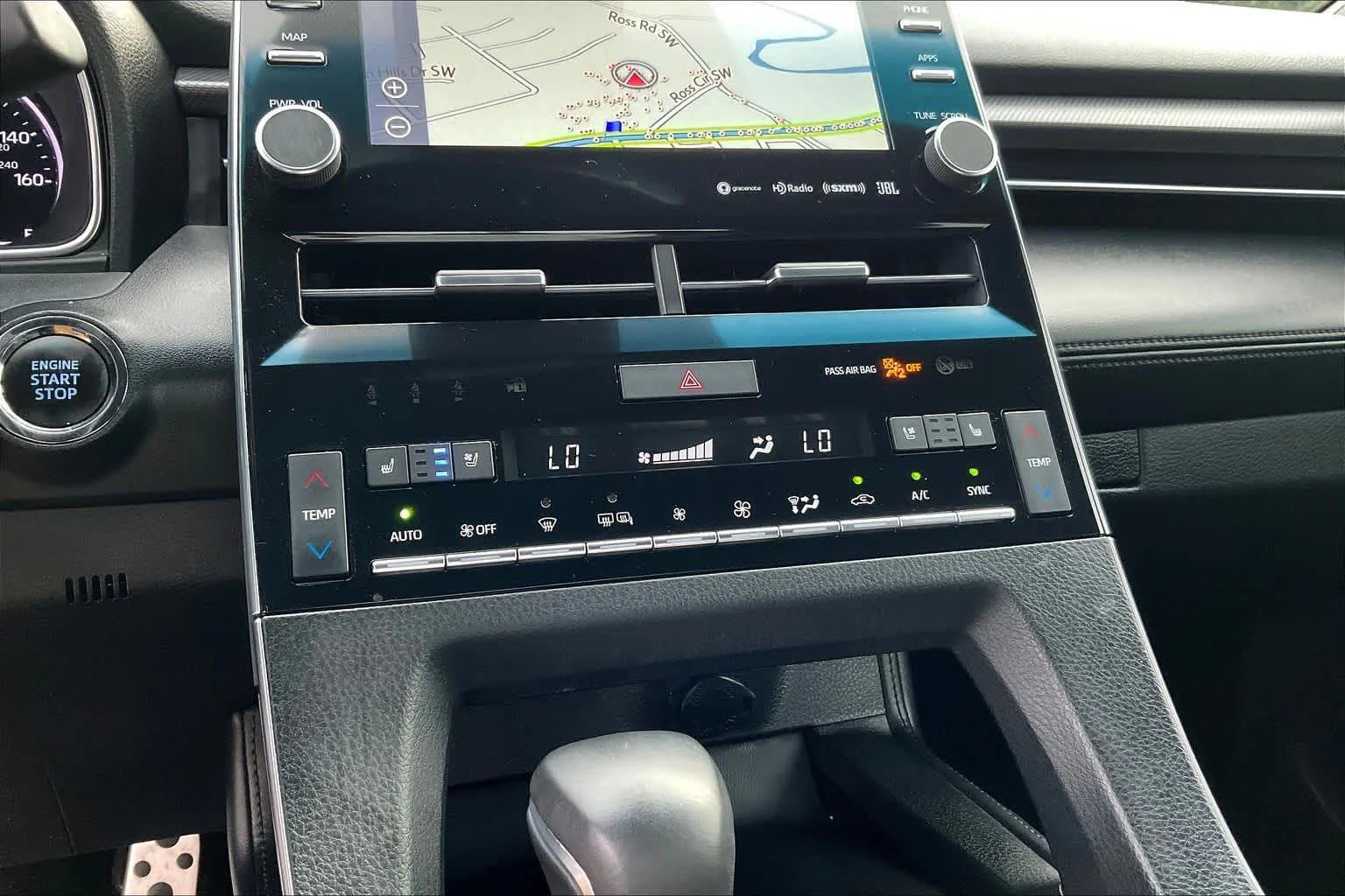 Used 2019 Wind Chill Pearl Toyota Touring image 34