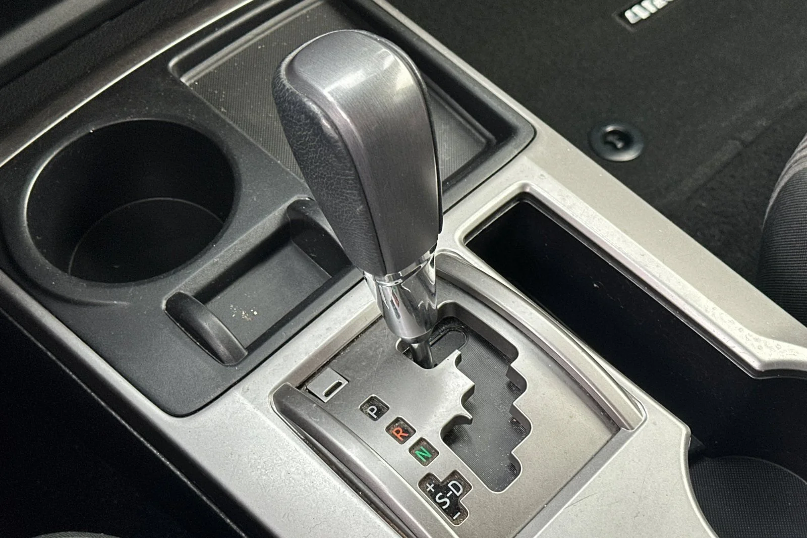 Used 2024  Toyota SR5 image 22