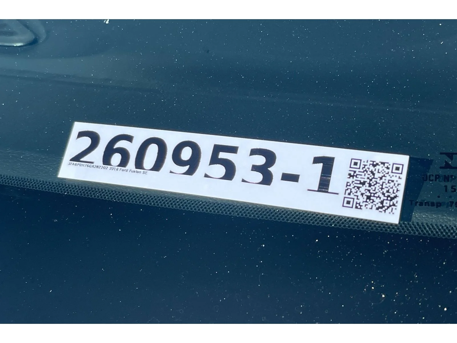 Used 2016 Oxford White Ford SE image 21