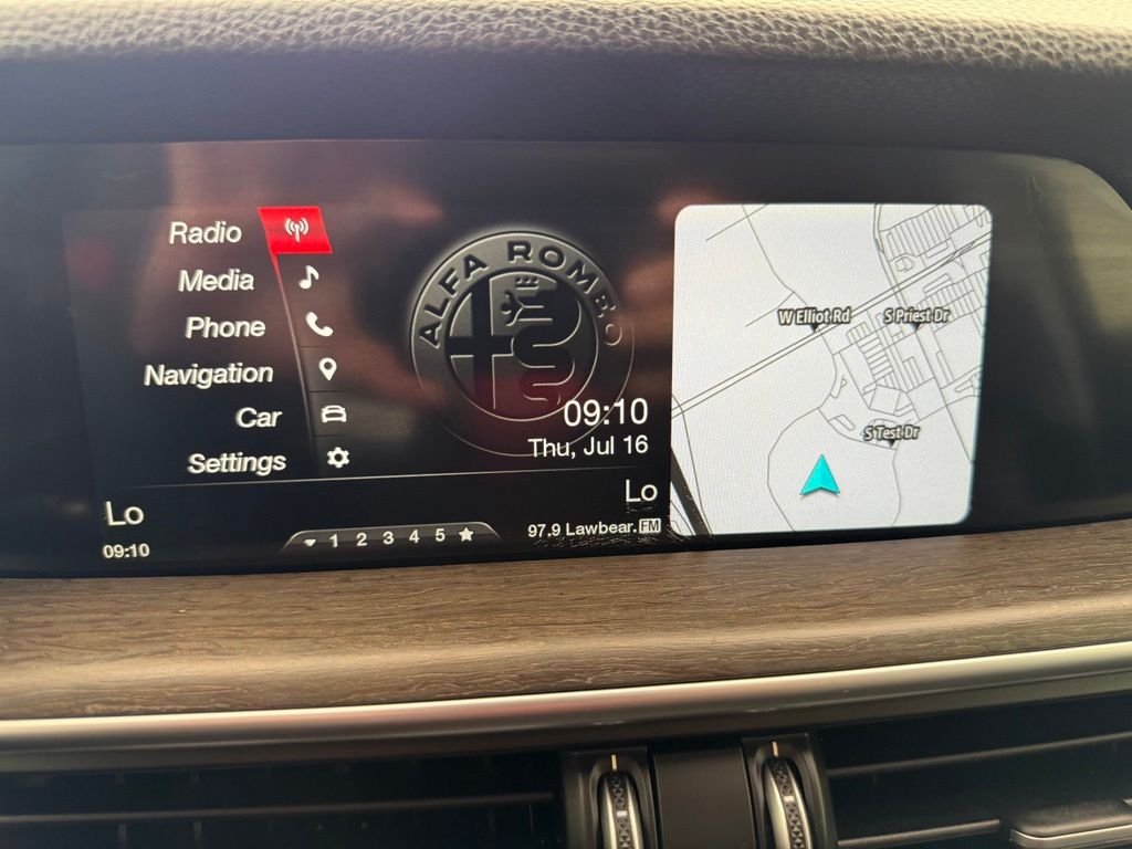 Used 2018 White Alfa Romeo Ti image 38