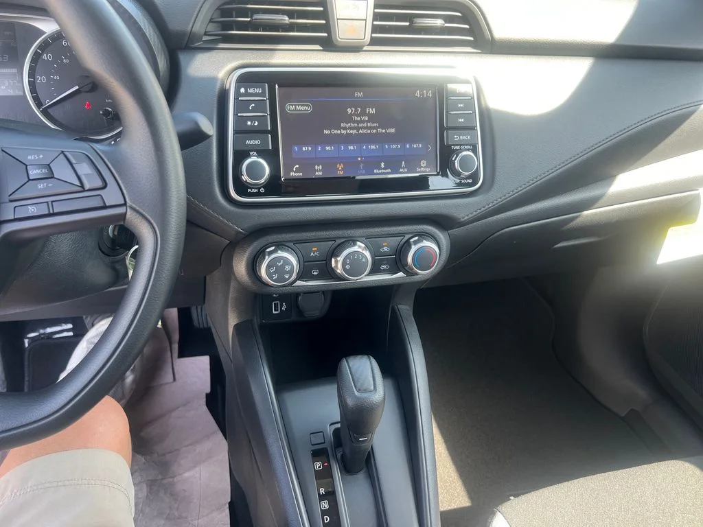 2025 Nissan Versa Sedan S - Photo 18