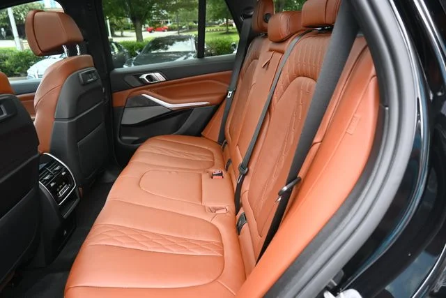 2022 BMW X5 M50i - Photo 21