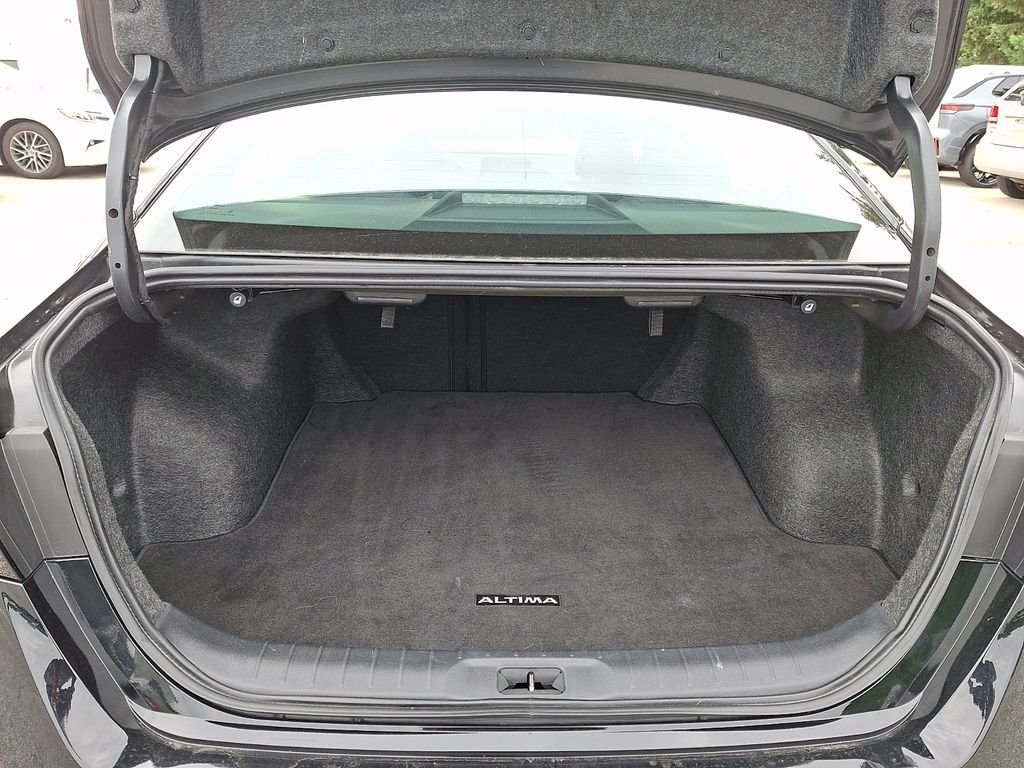 Used 2025 Black Nissan 2.5 SV image 30