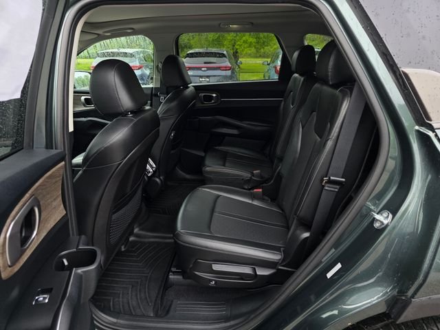 Used 2022 Green Kia X-Line EX image 18