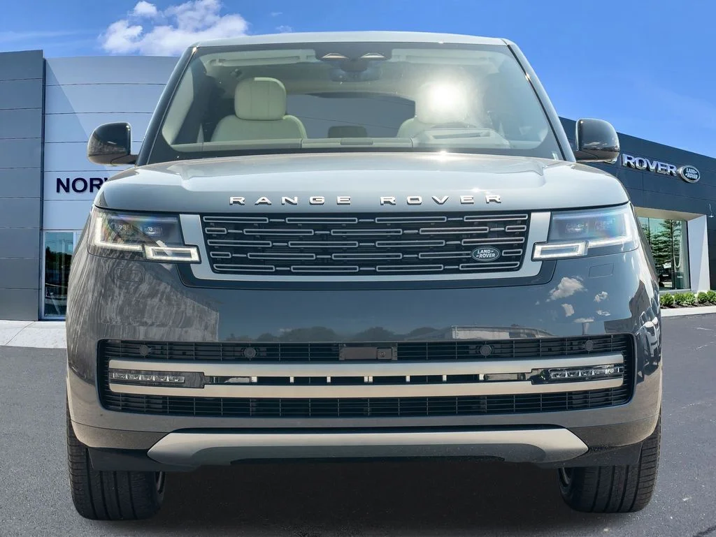 New 2026 Blue Land Rover SE image 2