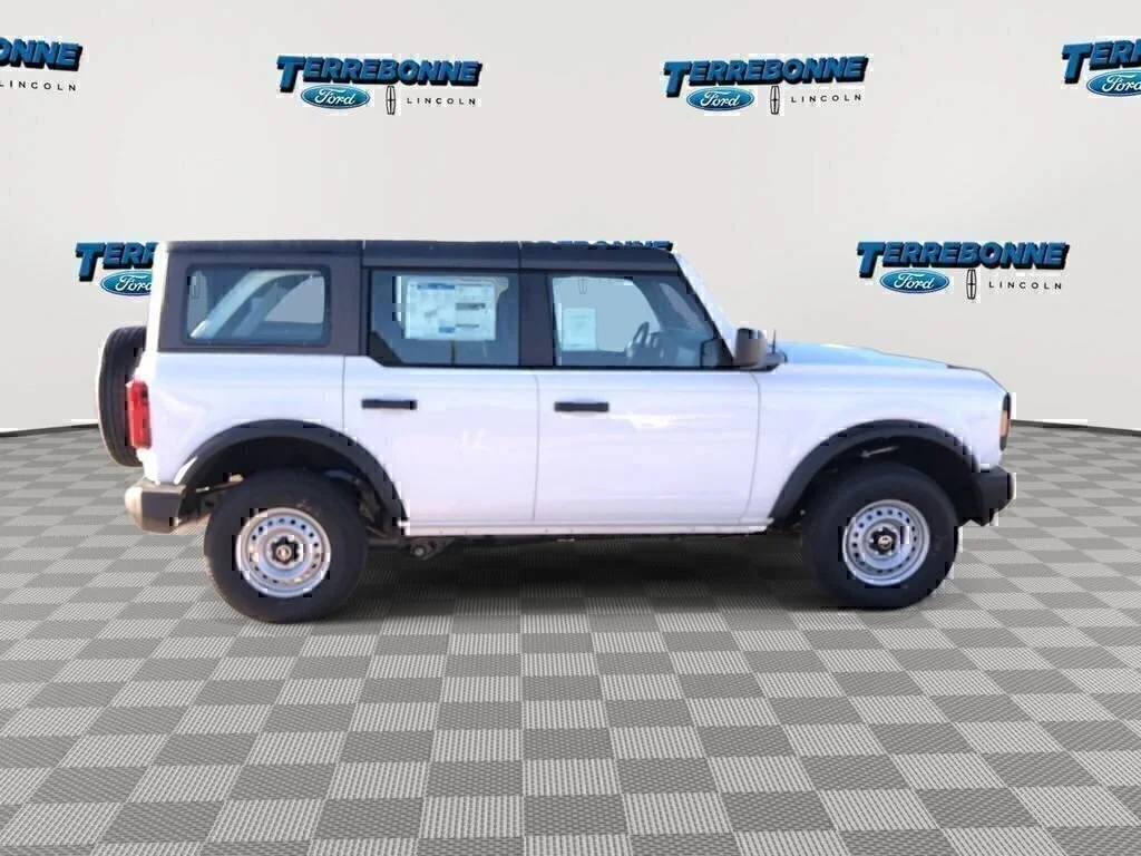 2025 Ford Bronco 4-Door Base - Photo 9