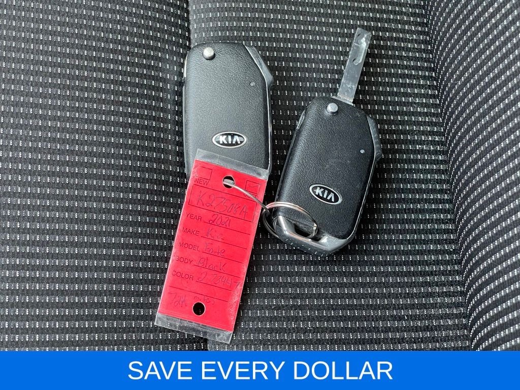 Used 2021 Black Kia LXS image 25