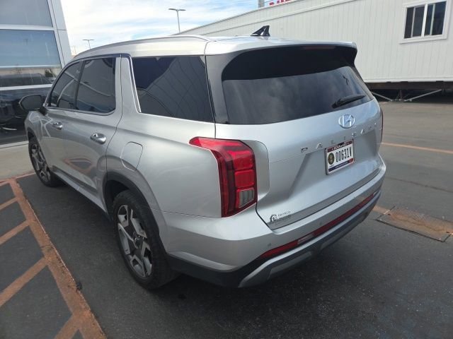 Used 2024 Silver Hyundai SEL image 4
