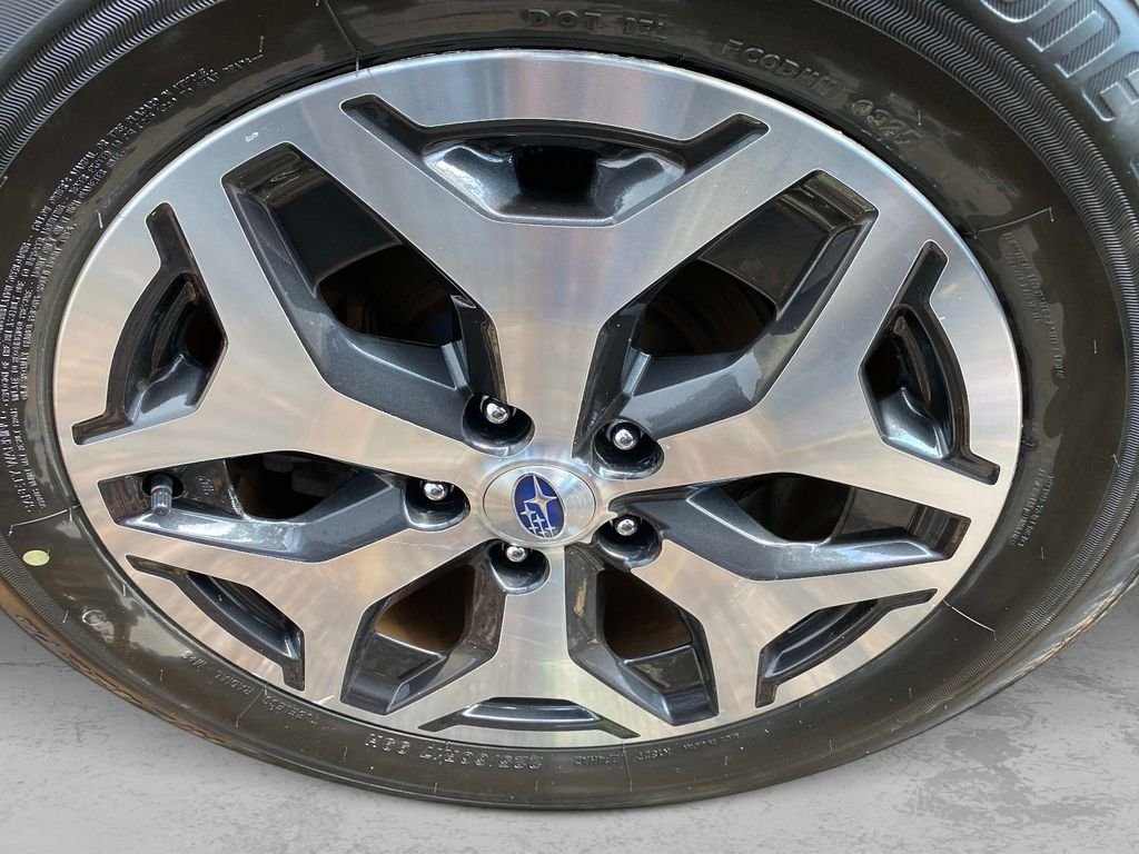 Used 2023 Gray Subaru Premium image 28