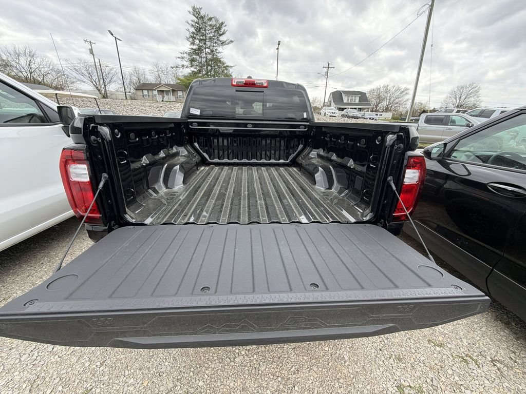 New 2026 Onyx Black GMC Elevation image 29
