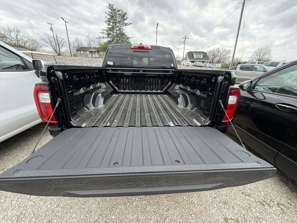 New 2026 Onyx Black GMC Elevation image 29