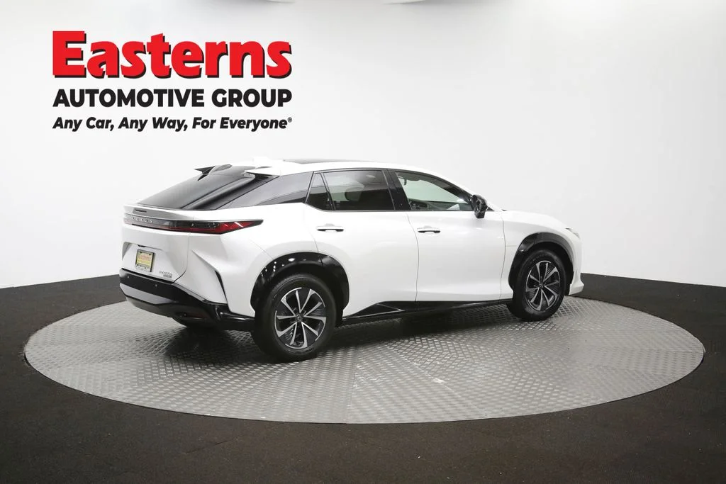 Used 2023 White Lexus 450e Premium image 43