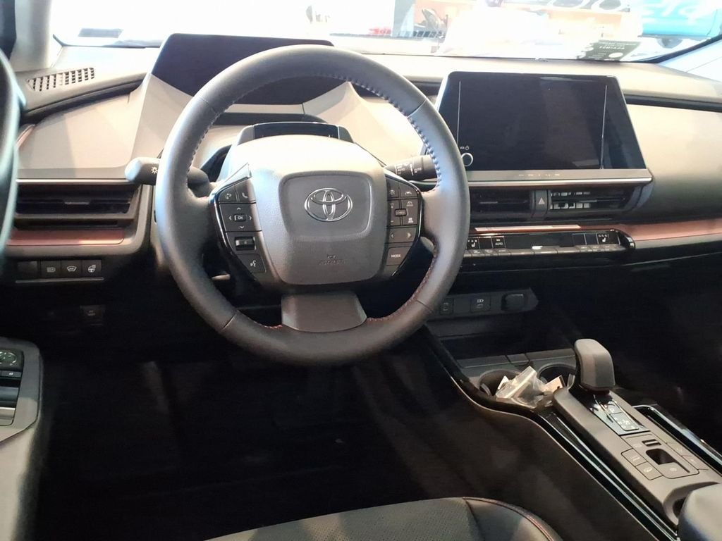 New 2026 Wind Chill Pearl Toyota XSE image 5