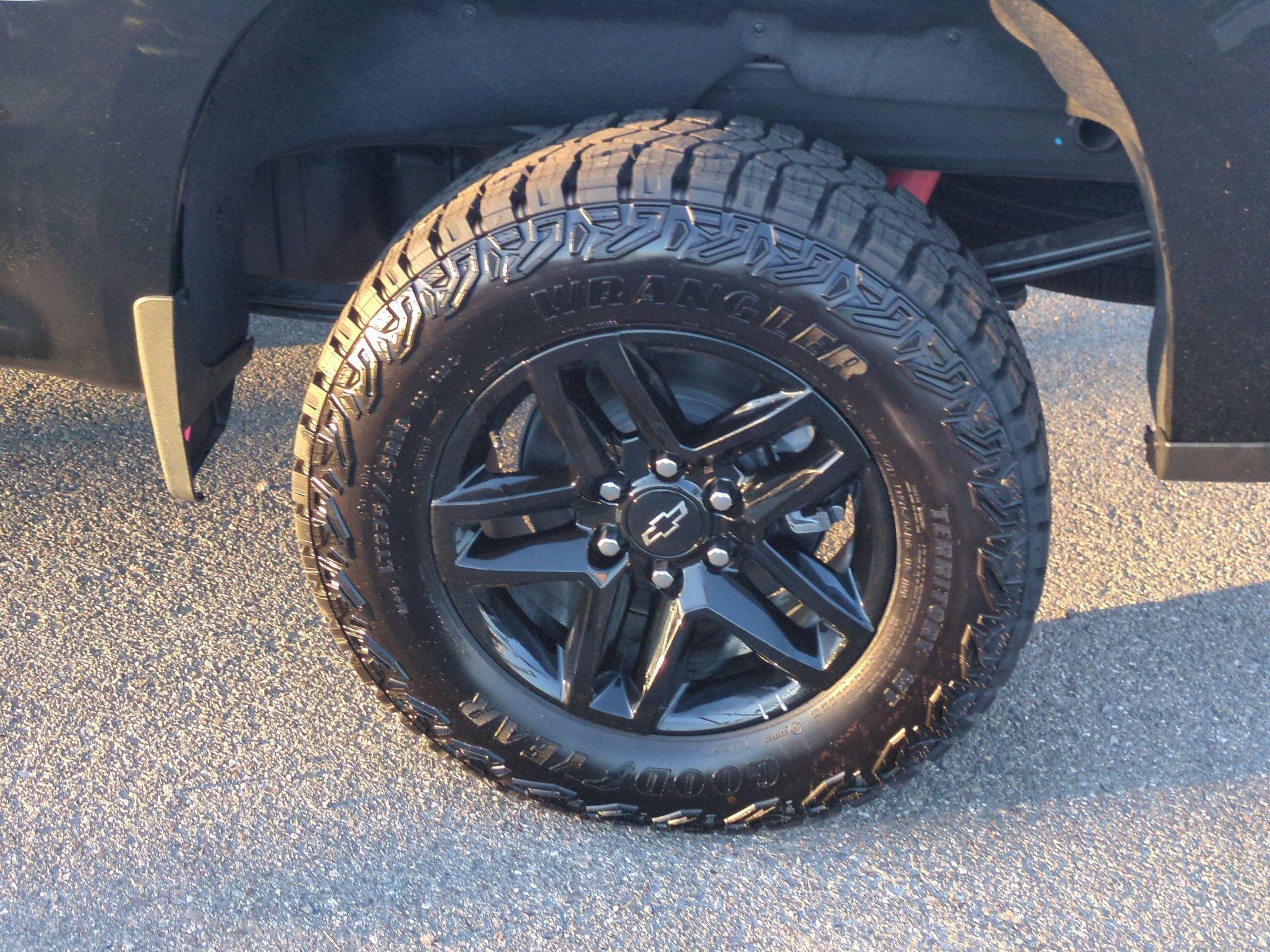 2026 Chevrolet Silverado 1500 Custom Trail Boss - Photo 9
