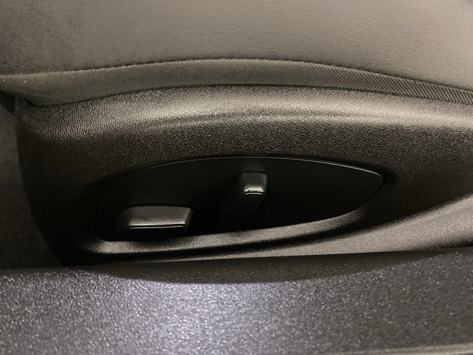 Used 2018 Black Chevrolet 2SS image 11