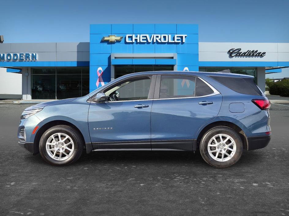Used 2024 Lakeshore Blue Metallic Chevrolet LT image 2