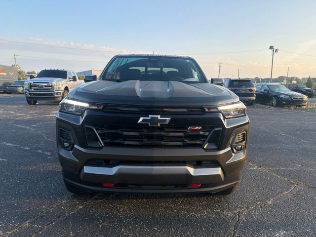Used 2023 Brown Chevrolet Z71 image 3