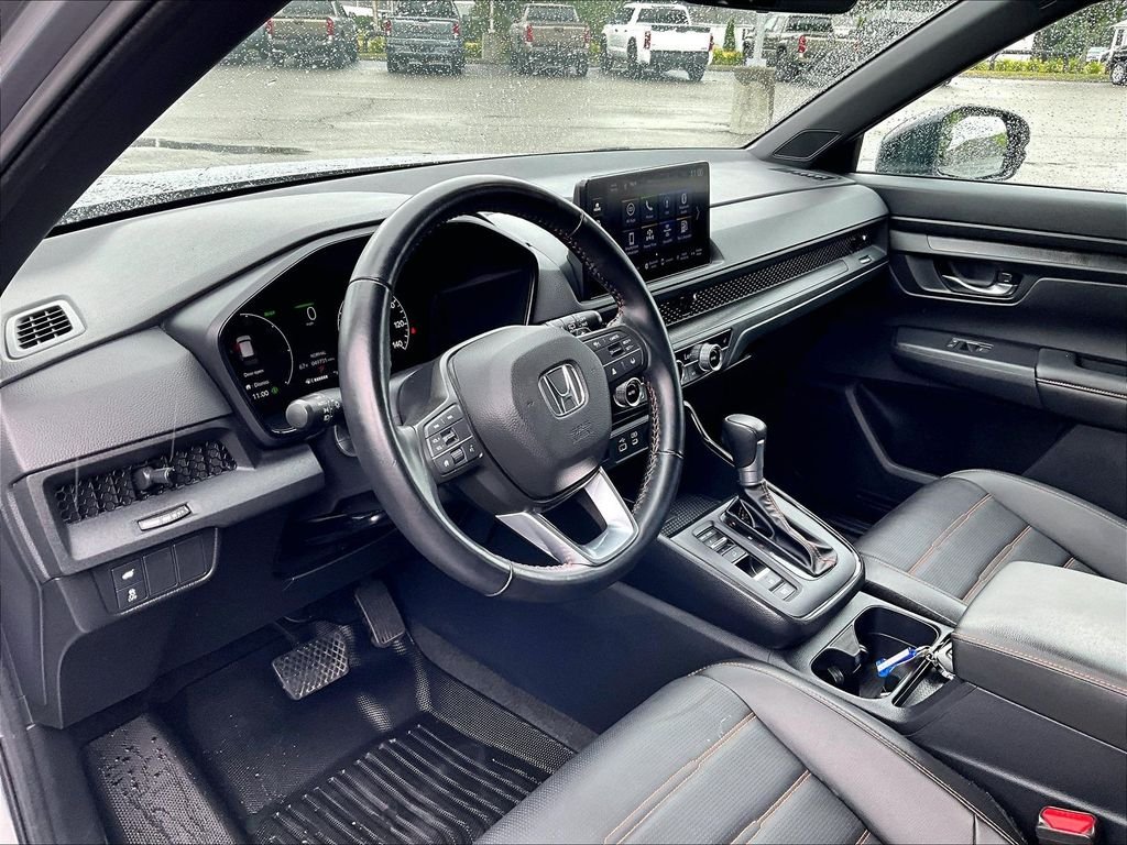 Used 2025 Silver Honda Sport-L image 8