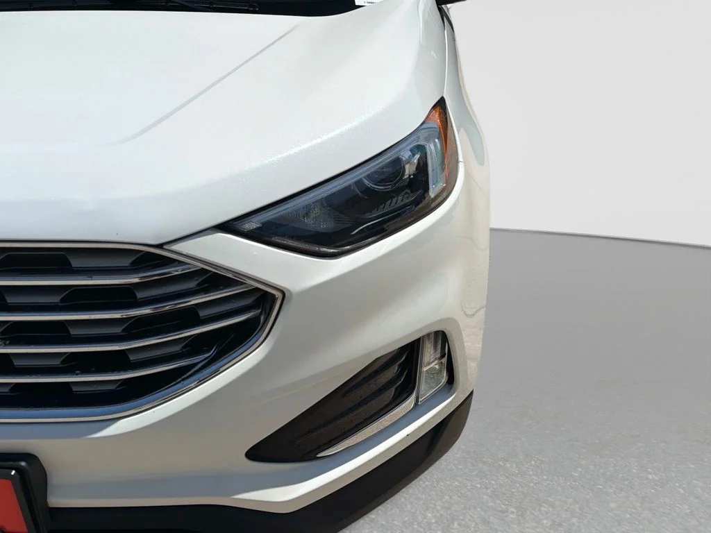 Used 2022 Star White Ford SEL image 11