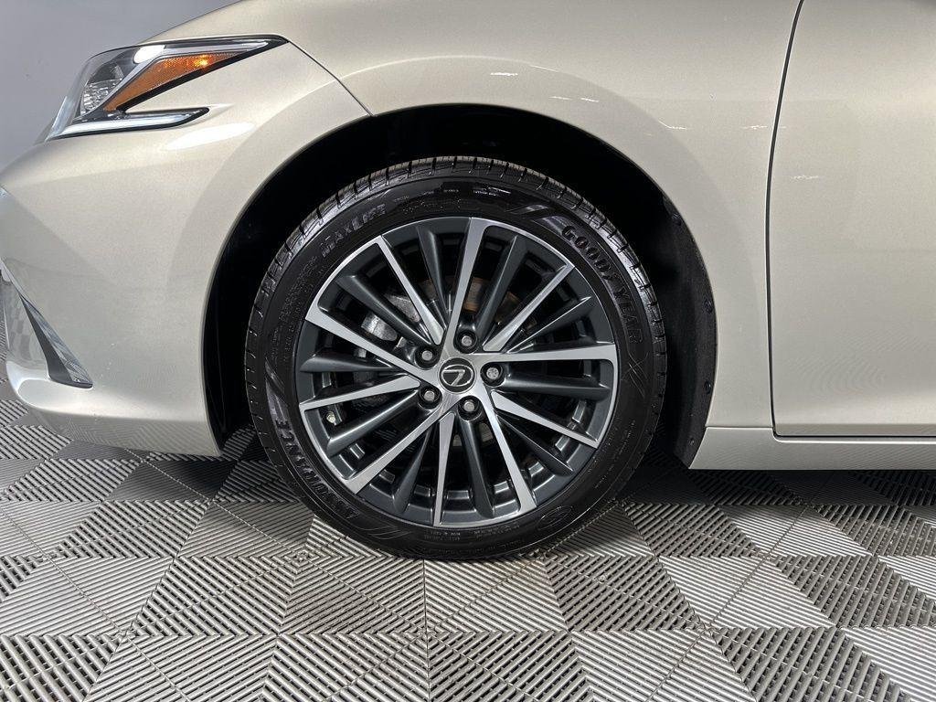 Used 2023 Moonbeam Beige Metallic Lexus Base image 8