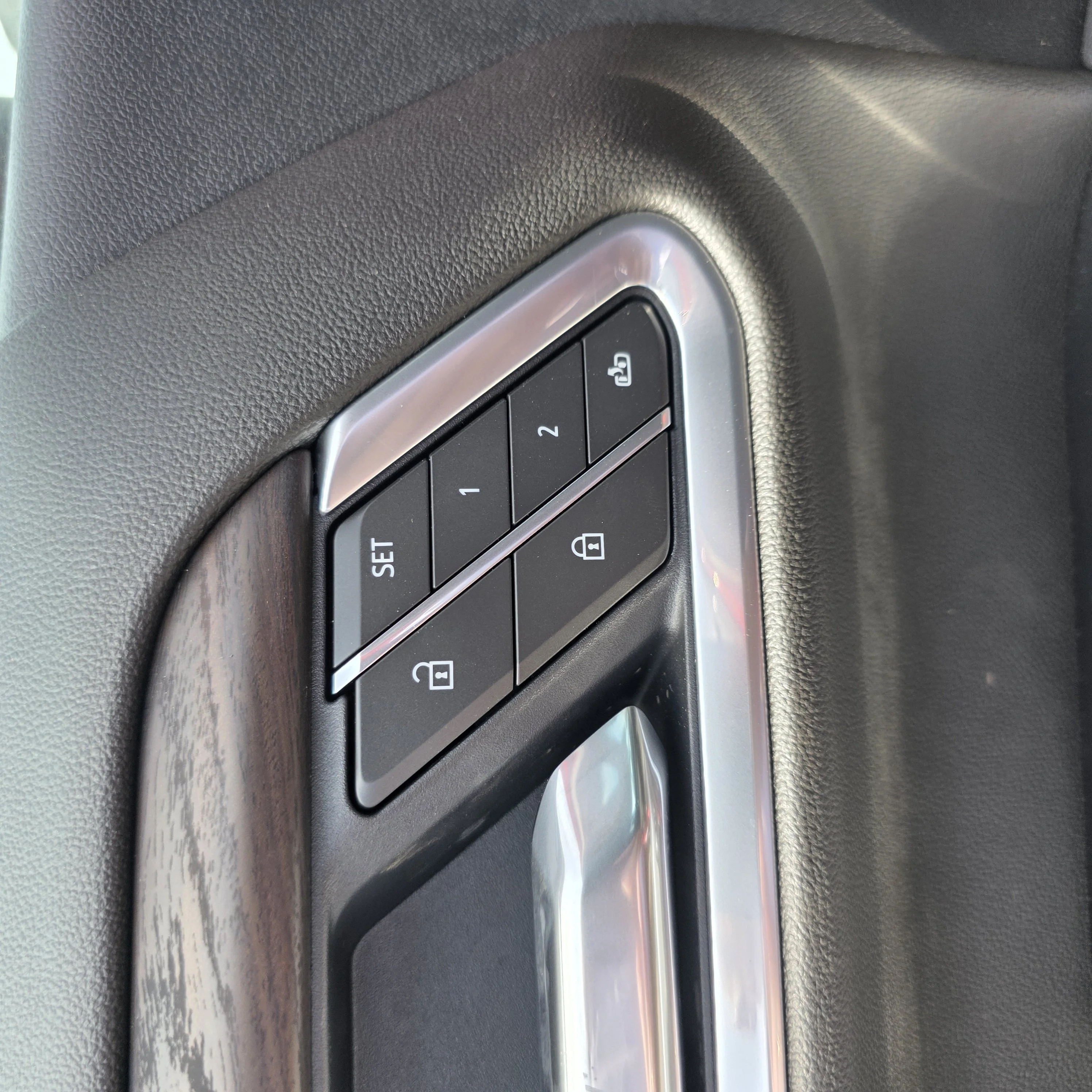 2026 GMC Sierra 3500HD SLT - Photo 21