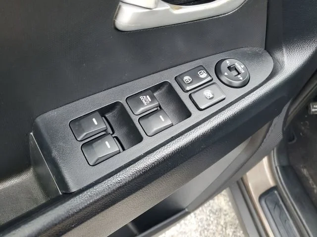 Used 2013 Tan Kia LX image 9