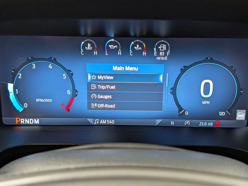 New 2026 Oxford White Ford XLT image 4